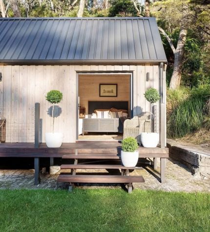 Casa modular moderna em madeira com terraço incluído